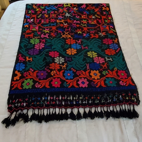 Tree of Life Shawl - Picture 4 of 6